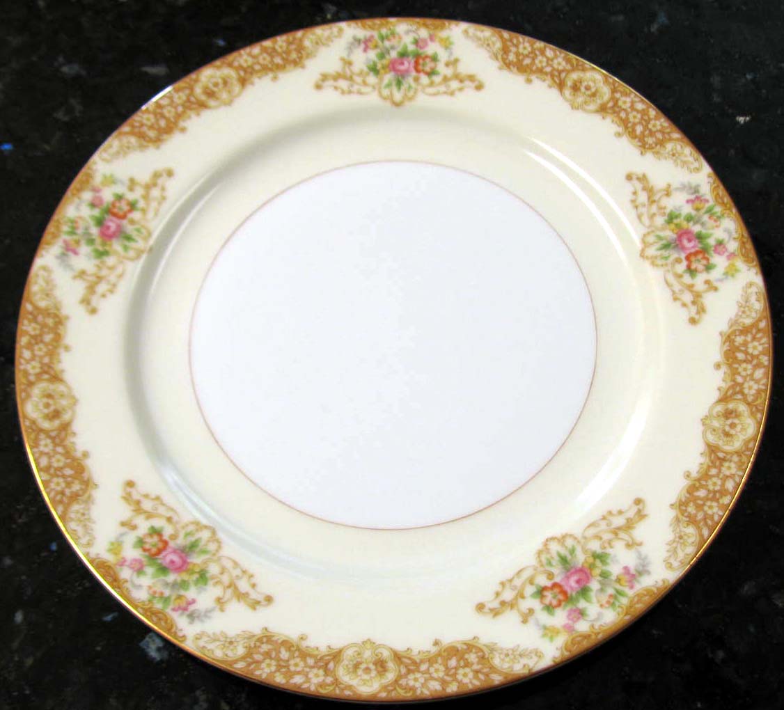 1940 NORITAKE Mystery Plate, Yellow Gold Floral